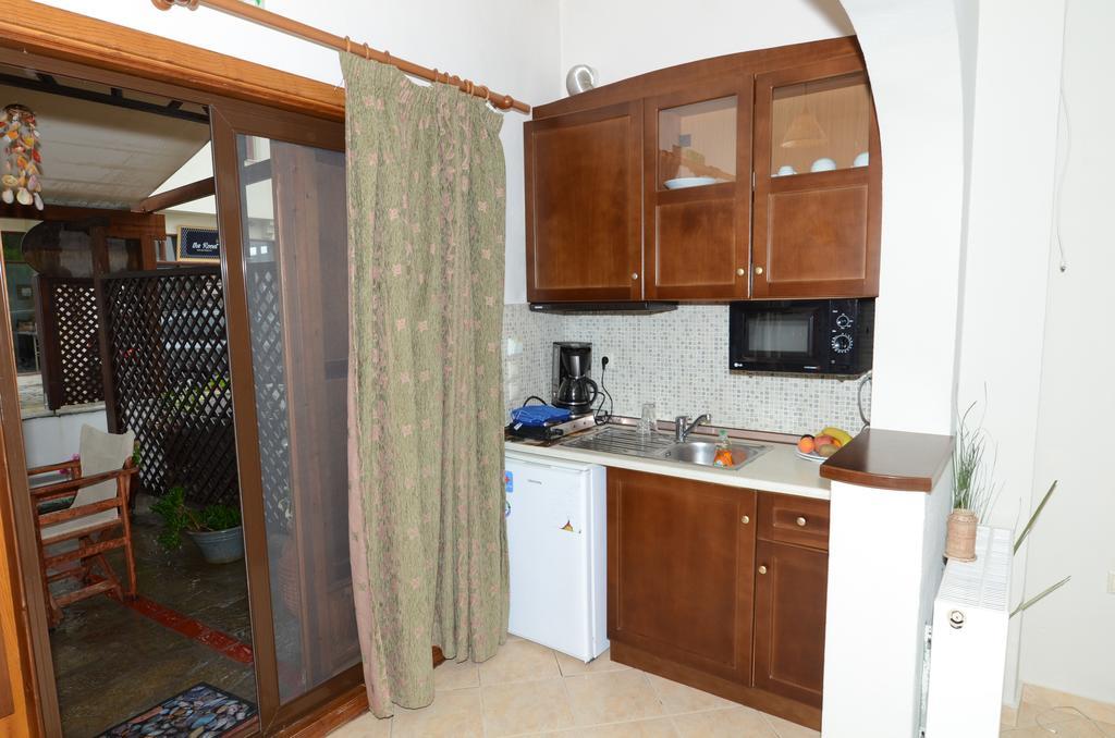 Nostos Rooms Ammouliani Esterno foto