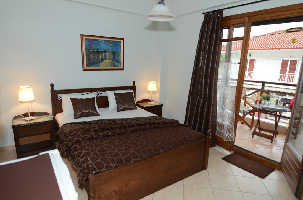 Nostos Rooms Ammouliani Esterno foto